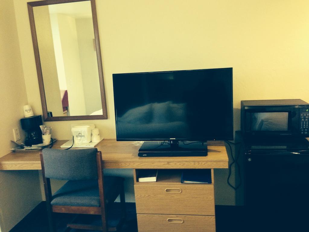 Sallisaw Quality Inn חדר תמונה